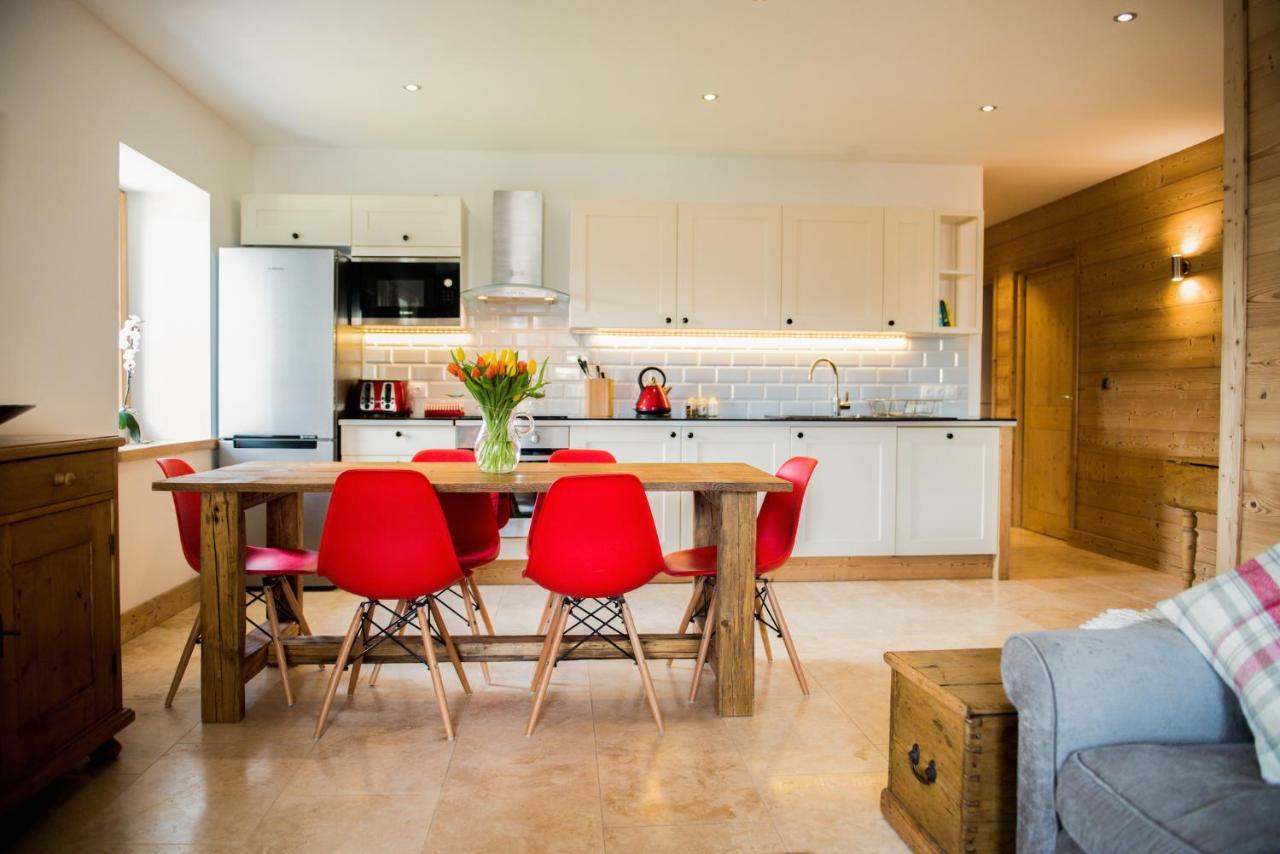 'Petite Ferme Les Bouts' Apartment, Sleeps 6, Nr Morzine La Cote d'Arbroz المظهر الخارجي الصورة